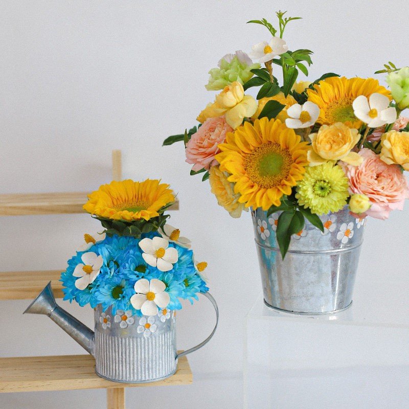 Vintage Daisy Metal Buckets – Rustic Floral Garden Decor For Her - Image 3